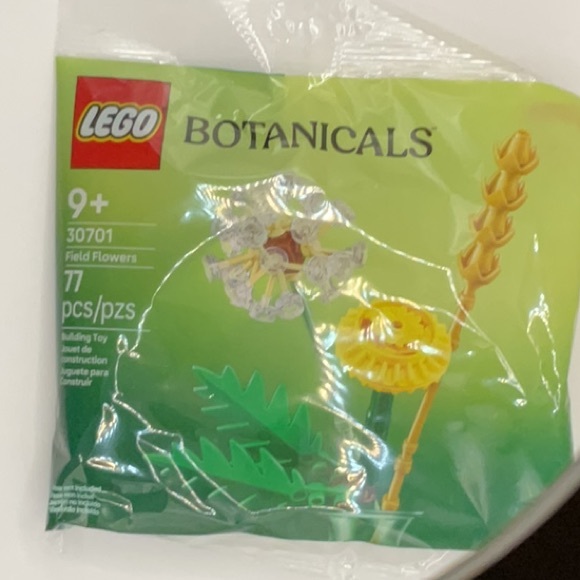 LEGO Penguin Pair and field flower 40886 30701 - Picture 5 of 7